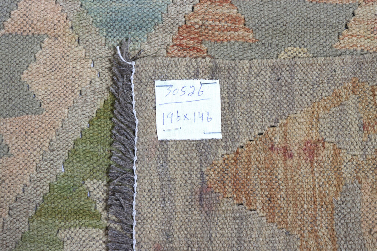 Light Pastel Diamond Kilim Rug, 196 × 146 cm — view 6