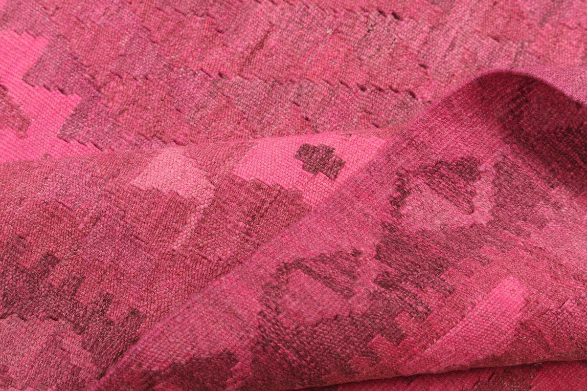 Bright Pink Fine Diamond Kilim Rug, 298 × 200 cm — view 9