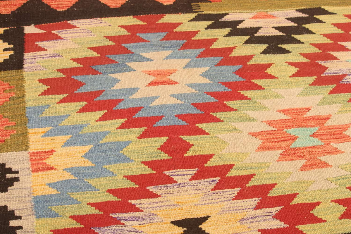 Red Outlined Diamond Kilim Rug, 300 × 195 cm — view 9