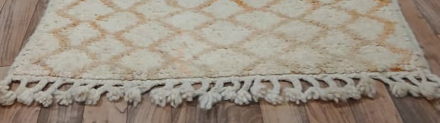 Fringe and edge detail of Cream and Ochre Vintage Moroccan Runner with Diamond Grid, 261 × 80 cm.
