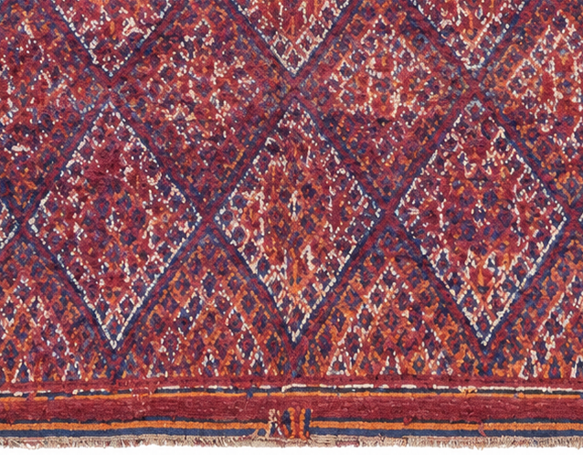 Fringe and edge detail of Red and Purple Vintage Moroccan Rug with Dense Diamond Grid, 281 × 196 cm.