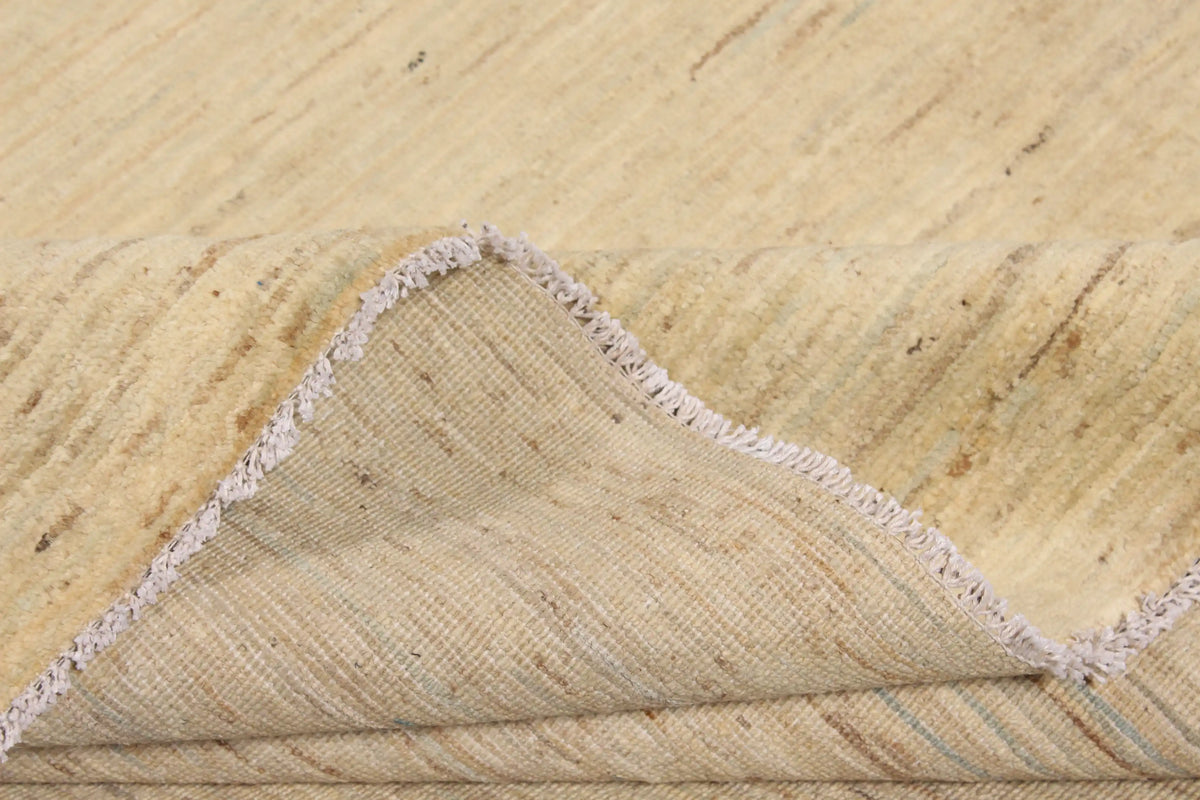 Light Wool Rug with Cream Tonal Variation, 386 × 298 cm, view 7.