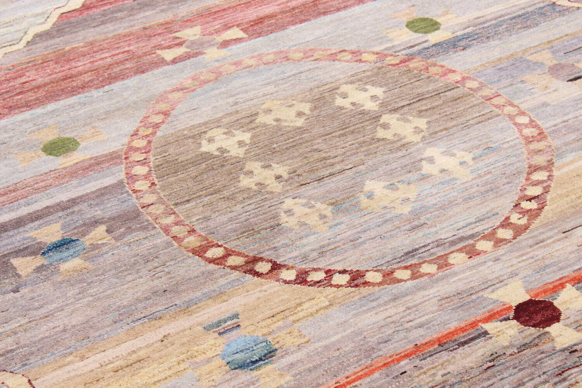Mauve Medallion Rug with a Red Border, 352 × 257 cm, view 6.