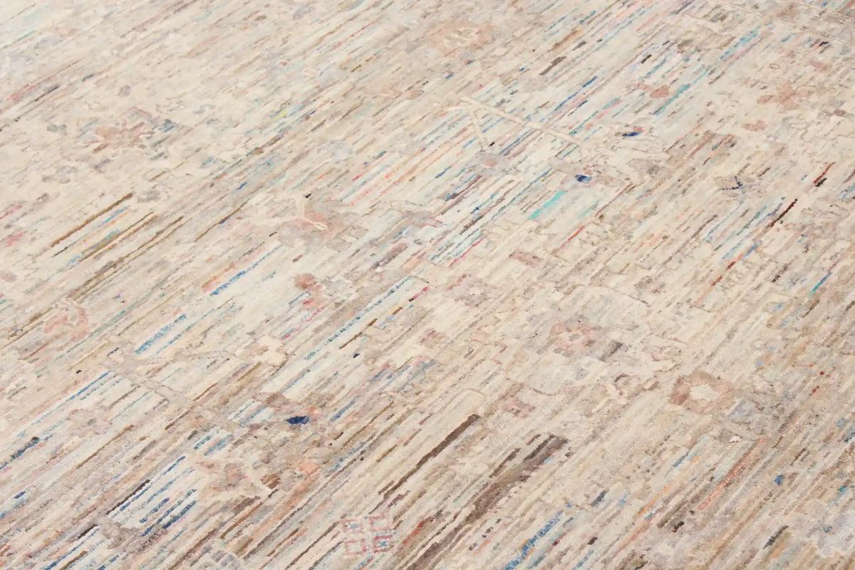 Gray Wool Rug with Fine Cream Vines, 357 × 257 cm, view 5.