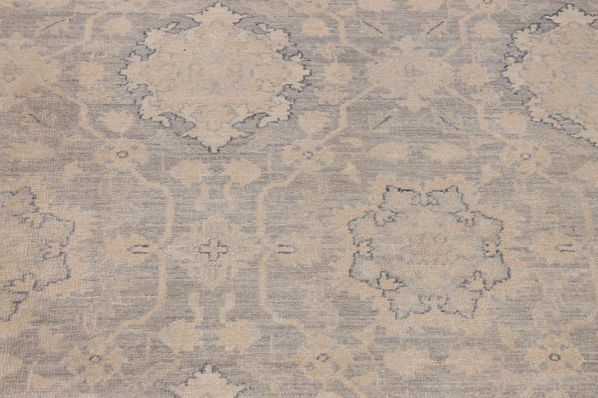 Light Gray & Beige Ziegler Rug with Border, 405 × 283 cm, view 8.