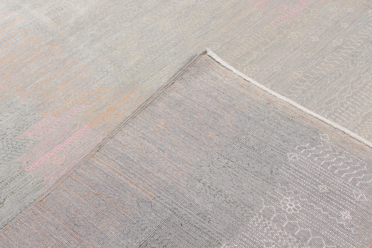 Light Afghan Rug with Abstract Patterning, 302 × 239 cm, view 5.