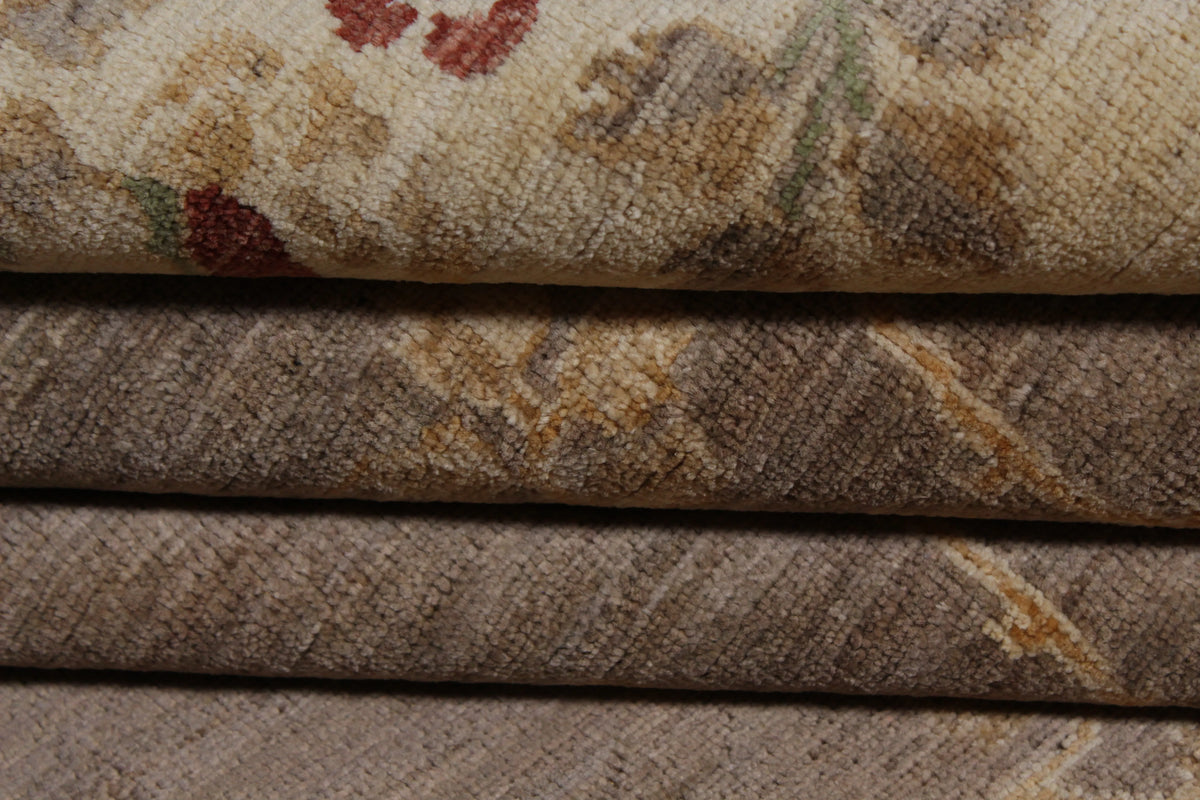 Taupe Ziegler Rug with a Light Border, 304 × 247 cm, view 9.