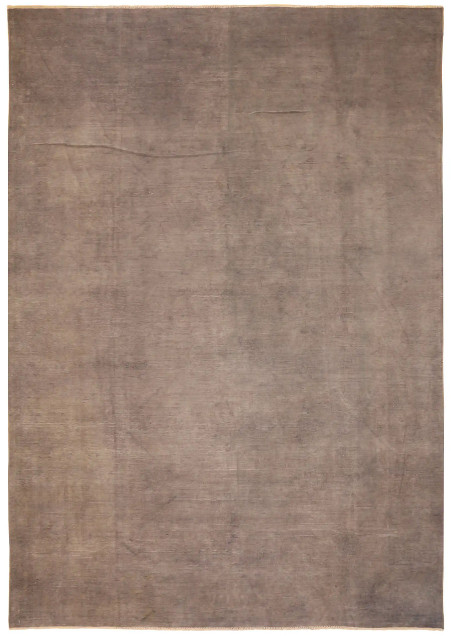 Taupe Ziegler Rug with Tonal Variation, 403 × 263 cm, overall view.