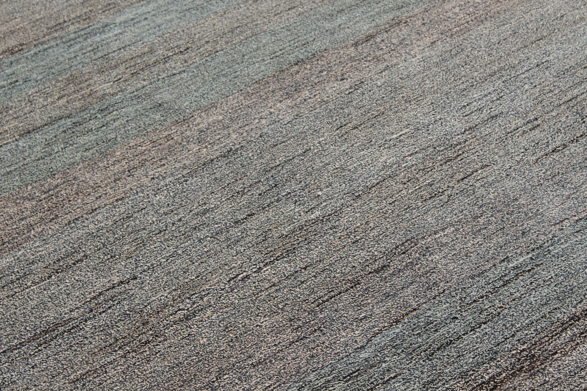 Gray Wool Rug with Fine Horizontal Variation, 303 × 241 cm, view 4.