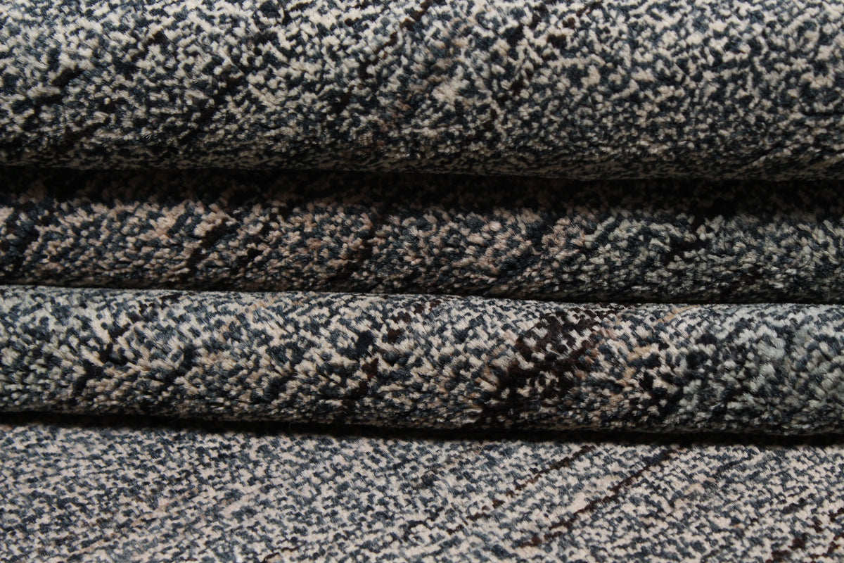 Gray Wool Rug with Fine Horizontal Variation, 303 × 241 cm, view 9.