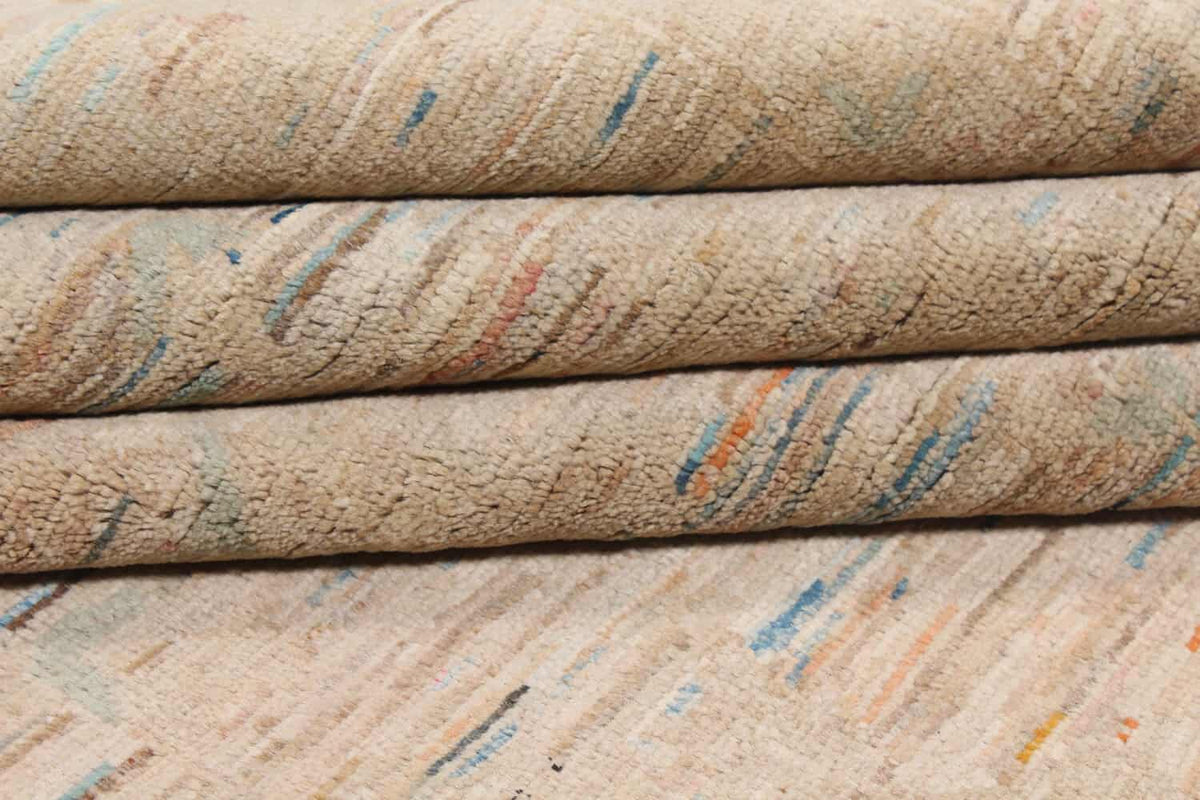 Light Art Deco Rug with Subtle Patterning, 343 × 249 cm, view 9.