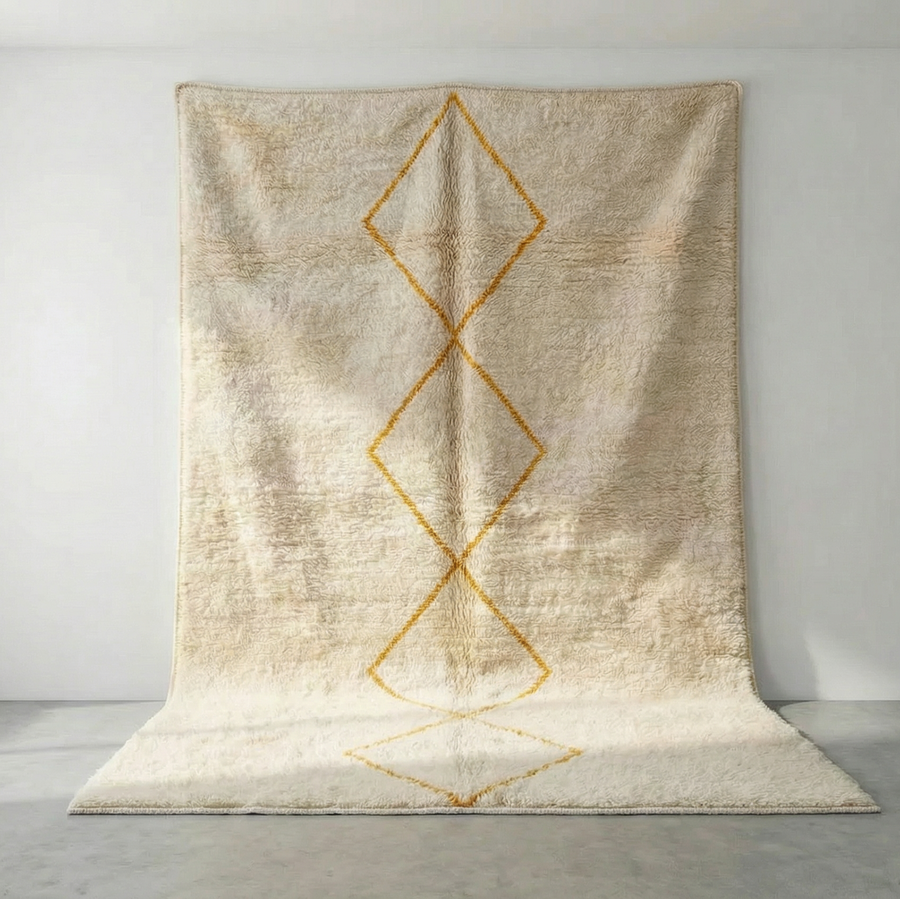 Front view of Mrirt wool rug, cream wool ground with yellow diamonds