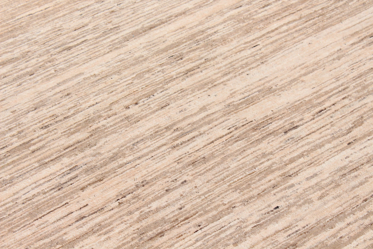 Beige Gabbeh Rug with Subtle Color Variation, 263 × 232 cm, view 4.