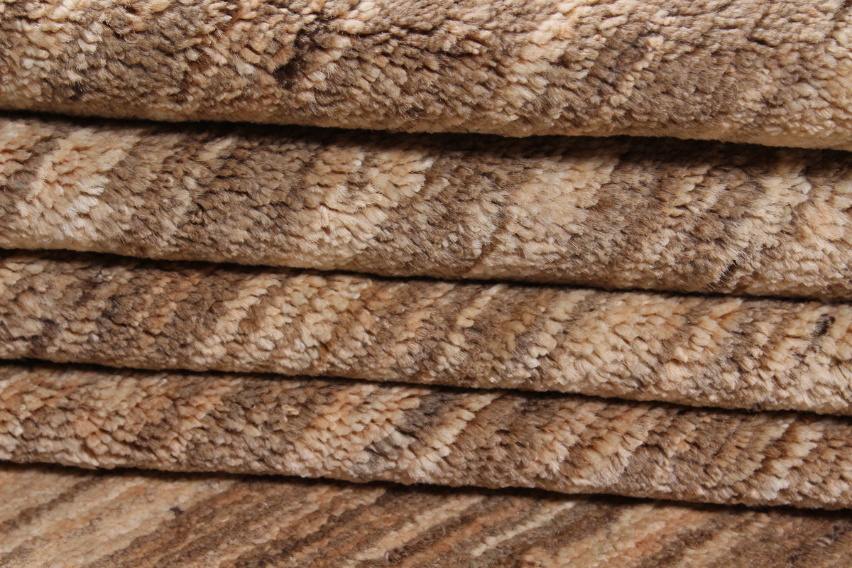 Beige Gabbeh Rug with Subtle Color Variation, 263 × 232 cm, view 9.