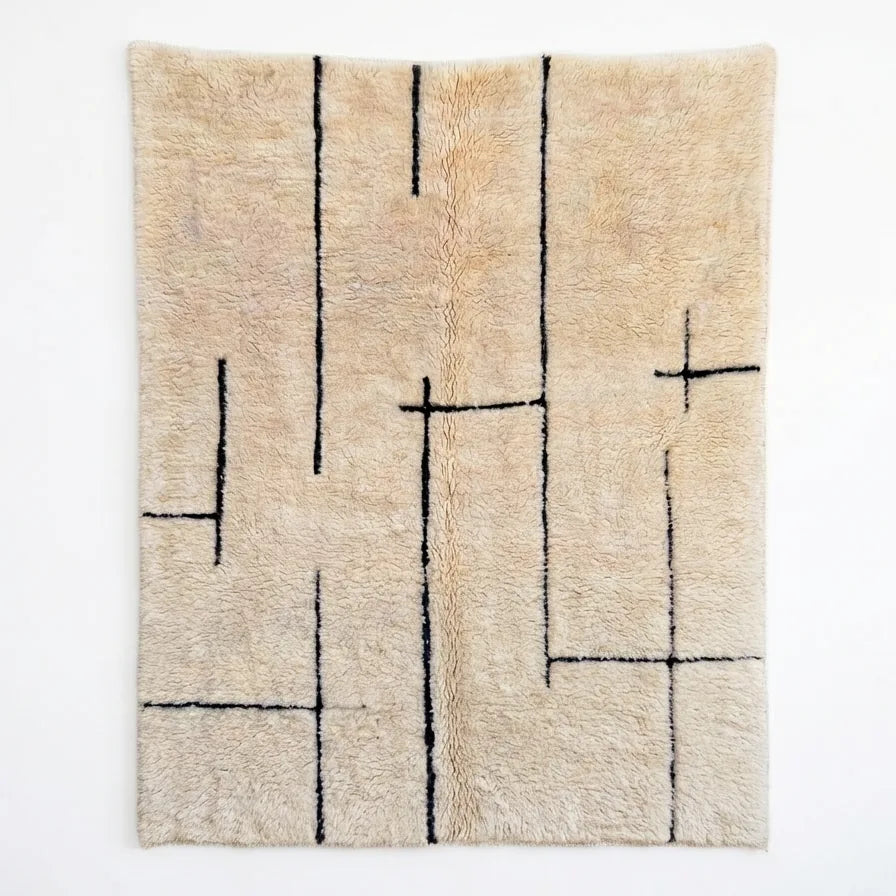 Front view of Beni Ourain wool rug, cream wool ground with an irregular maze pattern
