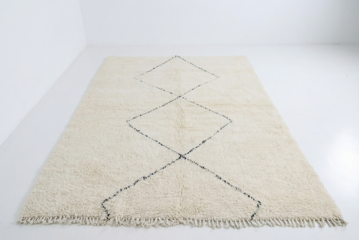 Beni Ourain wool rug, large open diamond shapes on a cream wool ground, product view 9
