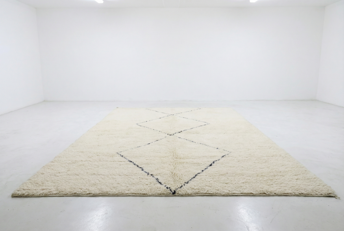 Beni Ourain wool rug, large open diamond shapes on a cream wool ground, product view 8