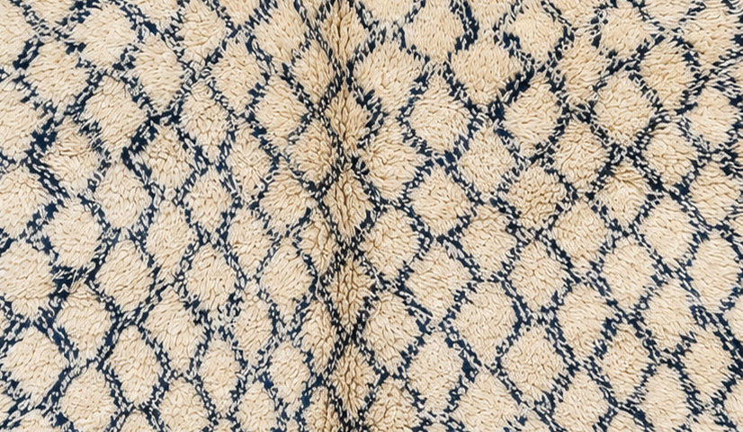 Detail of Cream Vintage Beni Ourain Rug with Dark Diamond Grid, 300 × 260 cm.