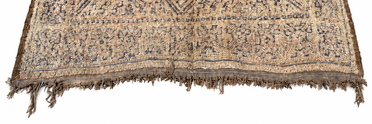 Edge detail of Greige Vintage Moroccan Rug with Large Diamond Panel, 300 × 210 cm.