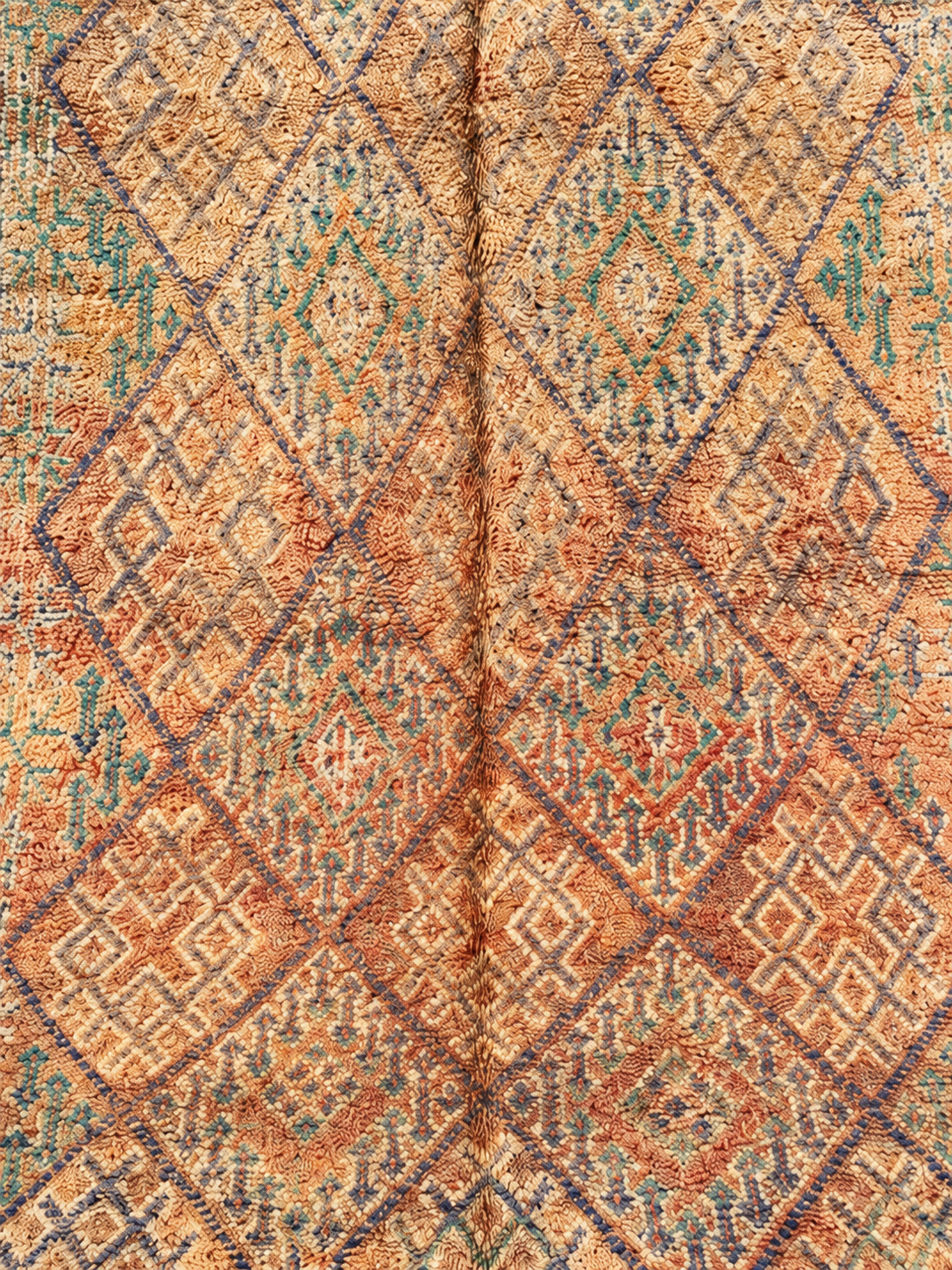 Detail of Light Vintage Moroccan Rug with Pink and Gray Diamonds, 340 × 170 cm.