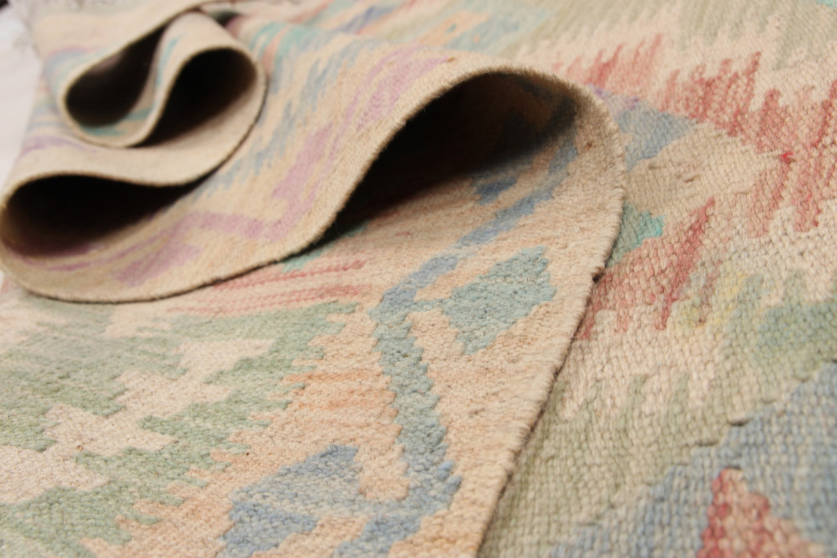 Pastel Fine Geometric Kilim Rug, 192 × 153 cm — view 6