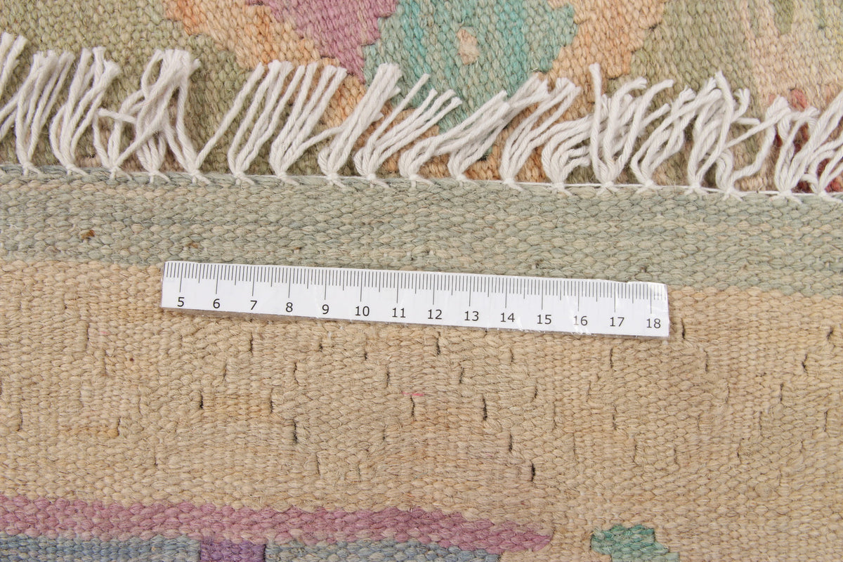 Pastel Fine Geometric Kilim Rug, 192 × 153 cm — view 9