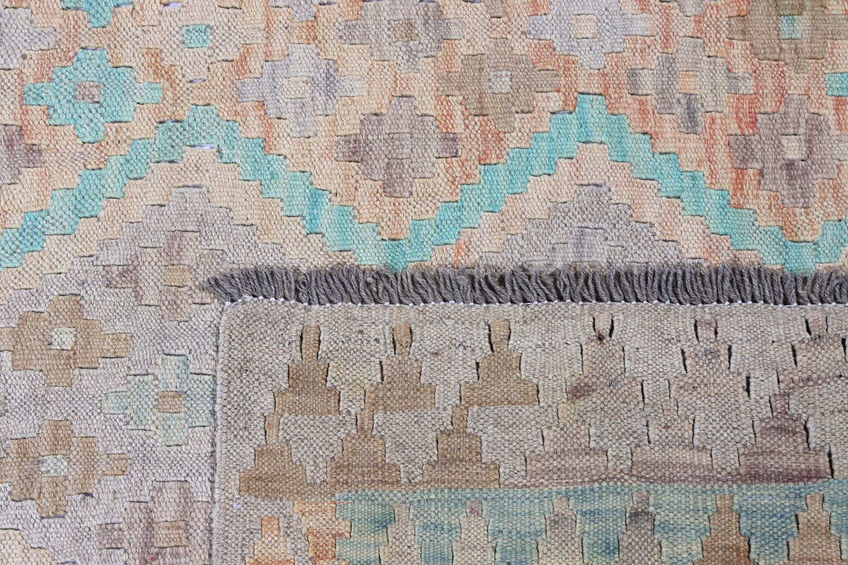 Muted Green and Natural Tone Kilim Rug, 196 × 145 cm — view 4