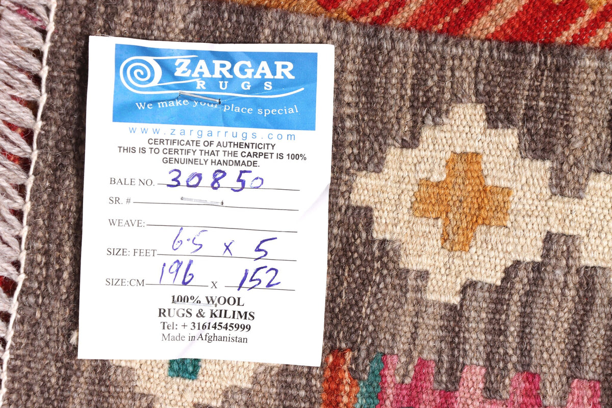 Colorful Elongated Medallion Kilim Rug, 196 × 152 cm — view 7