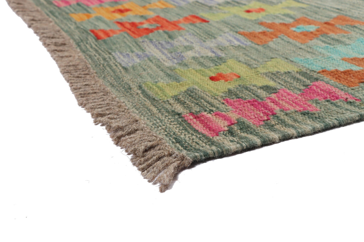 Green Kilim Rug with Red Medallions, 200 × 149 cm — view 4