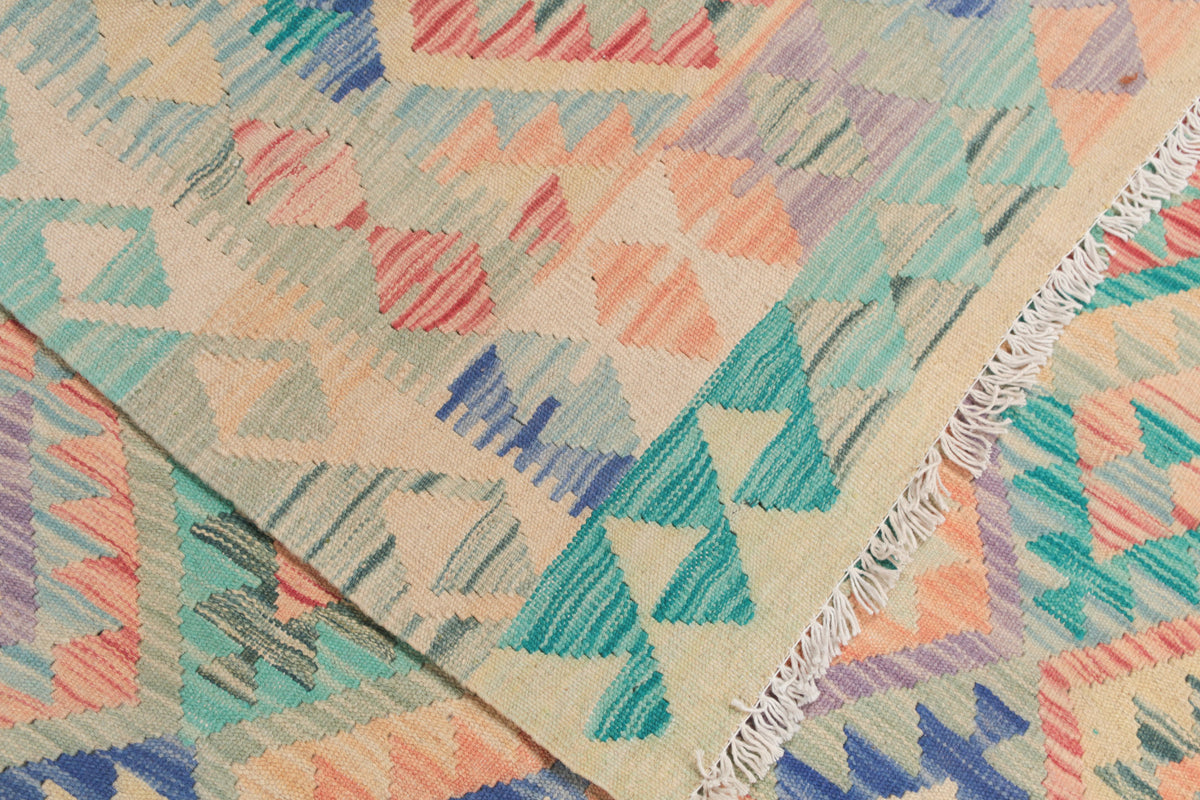 Turquoise and Natural Tone Diamond Kilim Rug, 210 × 152 cm — view 6