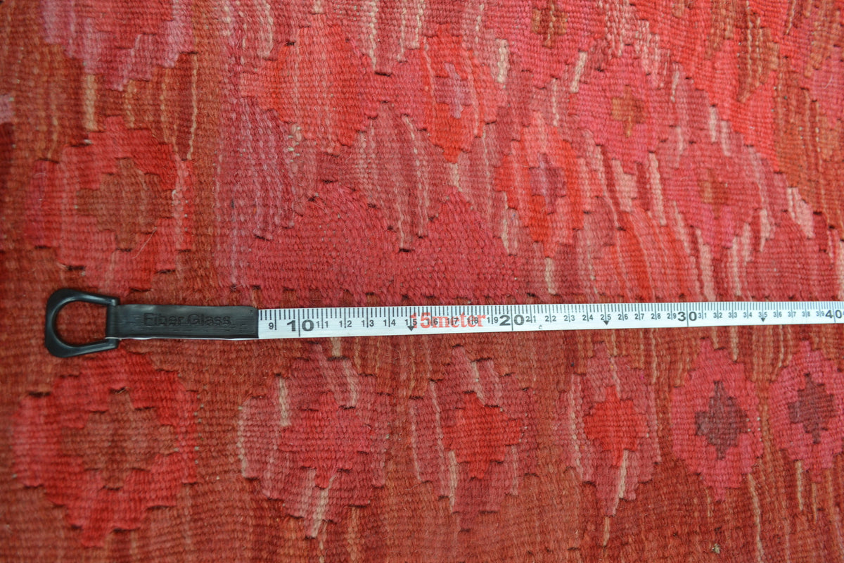 Pink and Red Fine Diamond Kilim Rug, 233 × 184 cm — view 4