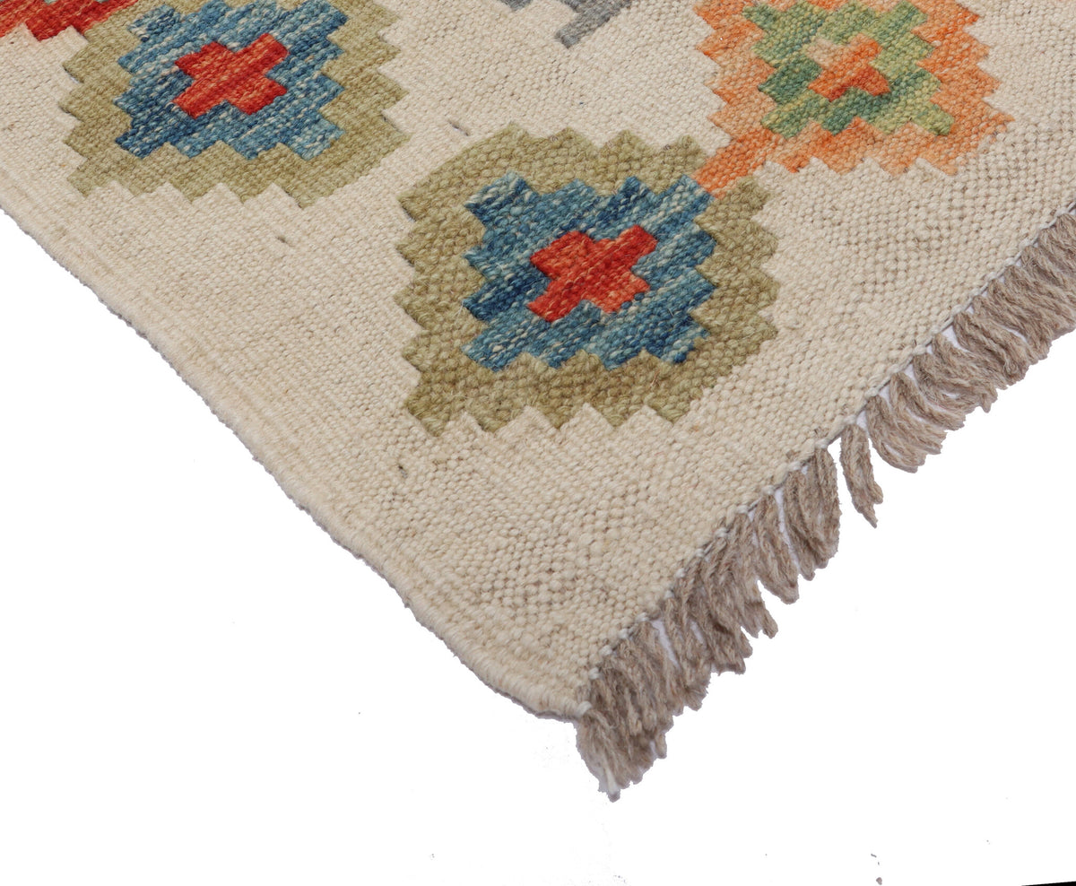 Colorful Diamond Medallion Kilim Rug, 240 × 195 cm — view 3