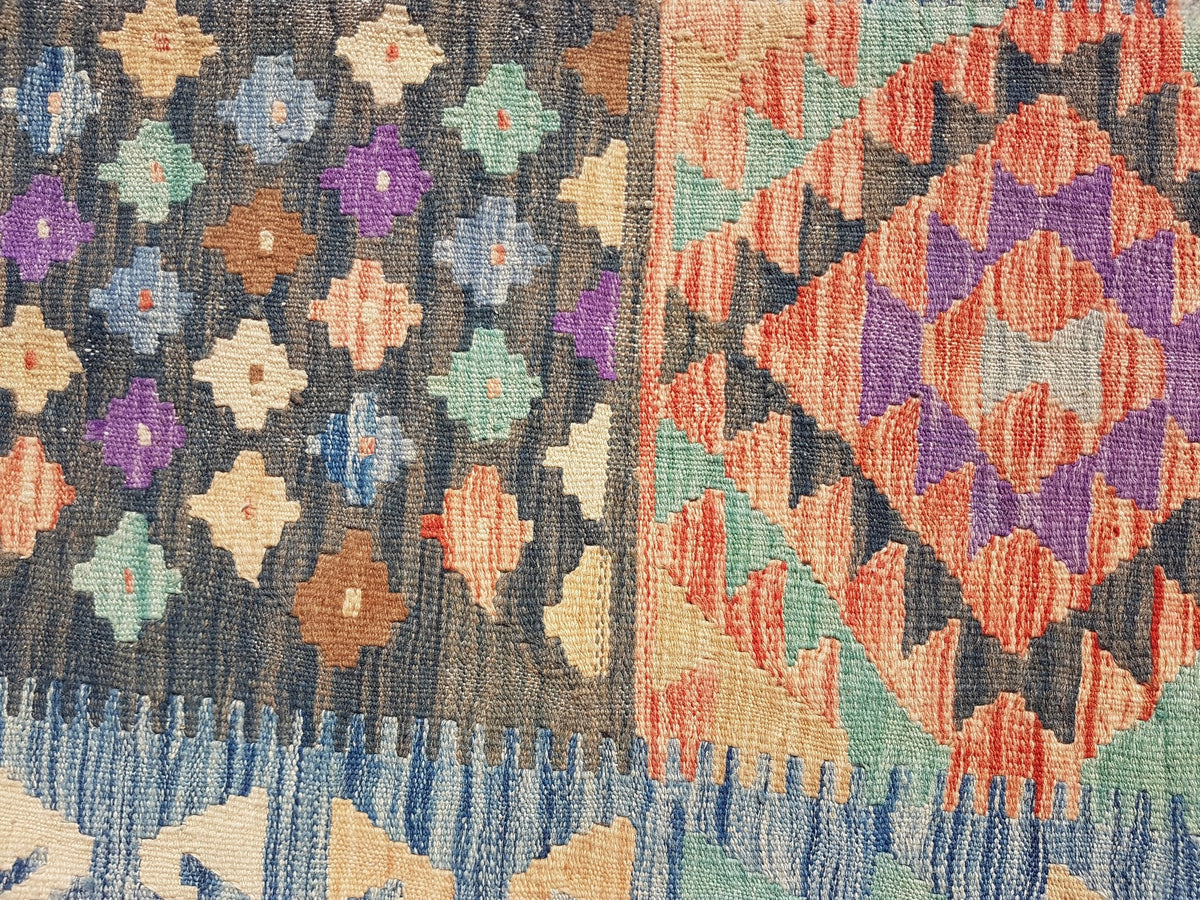 Multicolor Panel Kilim Rug, 295 × 195 cm — view 6