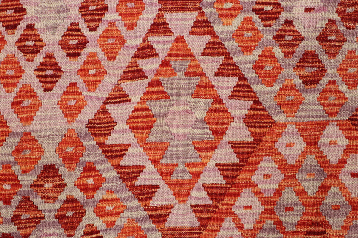 Red Kilim Rug with Fine Light Diamonds, 295 × 205 cm — view 3