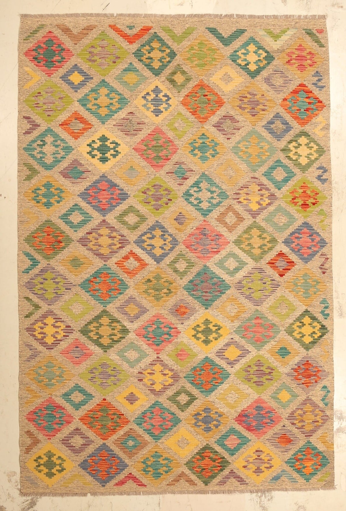 Light Ground Diamond Grid Kilim Rug, 298 × 196 cm — full view