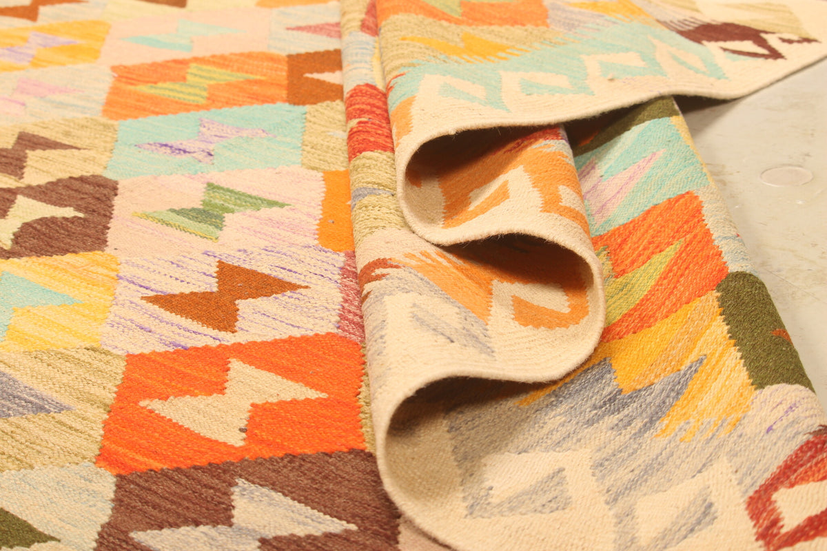 Light Multicolor Motif Kilim Rug, 300 × 196 cm — view 6