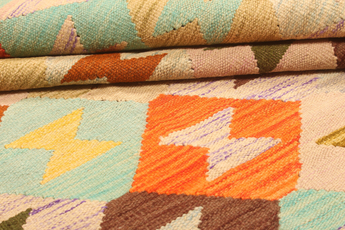 Light Multicolor Motif Kilim Rug, 300 × 196 cm — view 9