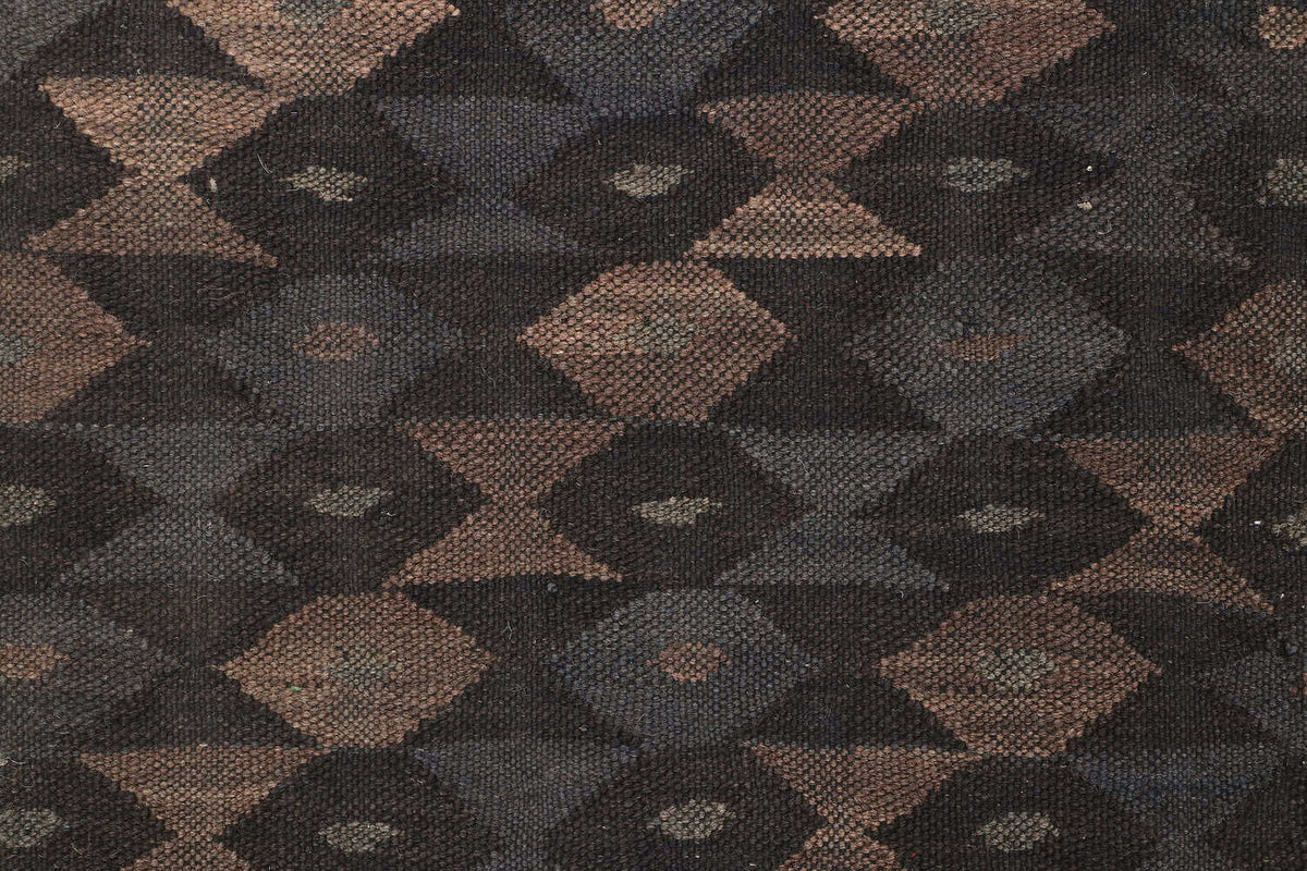 Dark Diagonal Diamond Kilim Rug, 185 × 138 cm — view 4