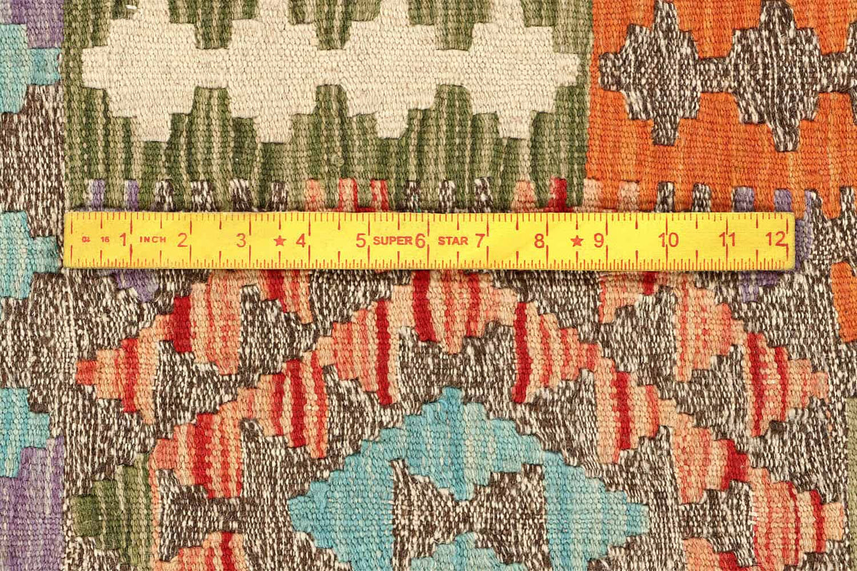 Colorful Large Medallion Kilim Rug, 194 × 151 cm — view 3