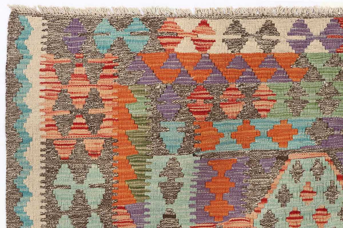 Colorful Large Medallion Kilim Rug, 194 × 151 cm — view 4