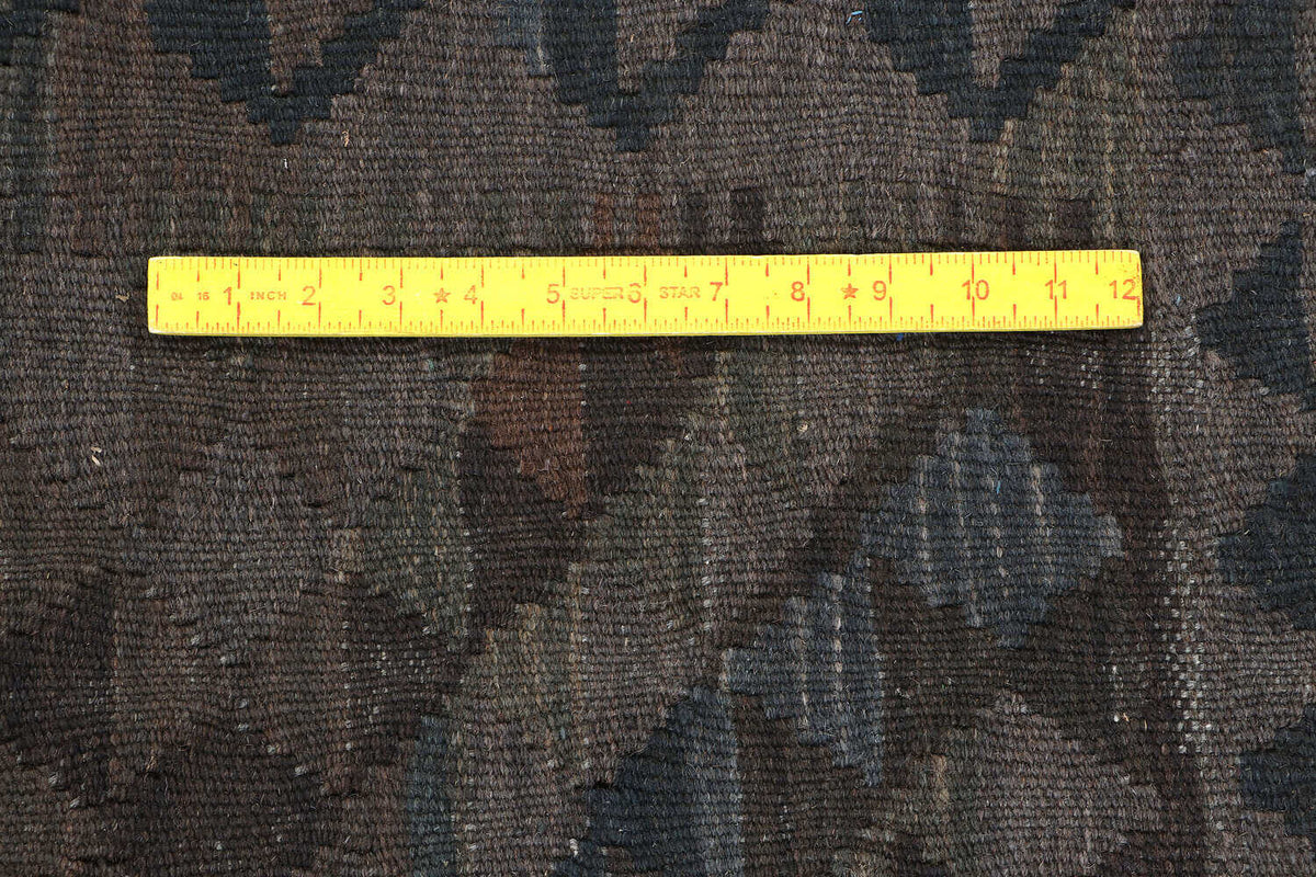 Dark Small Diamond Kilim Rug, 203 × 153 cm — view 6