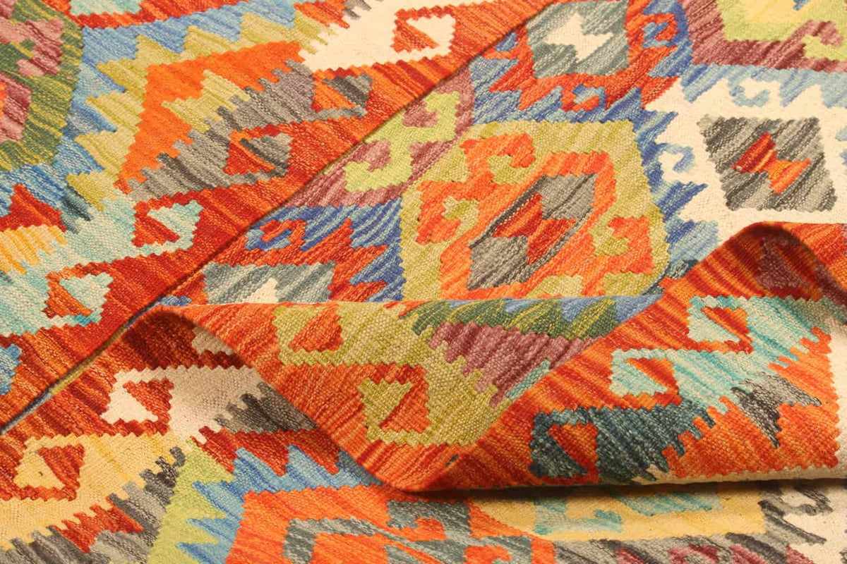 Small Multicolor Diamond Kilim Rug, 288 × 206 cm — view 8