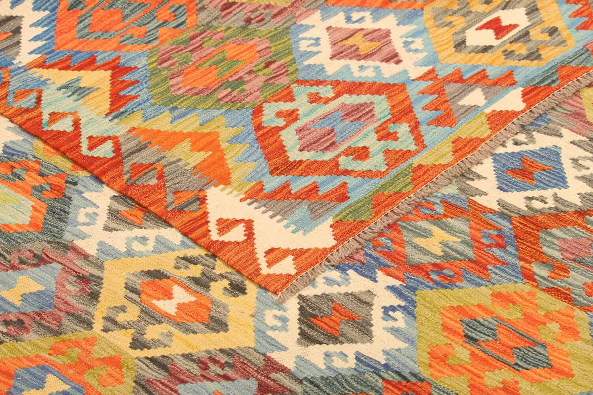 Small Multicolor Diamond Kilim Rug, 288 × 206 cm — view 9