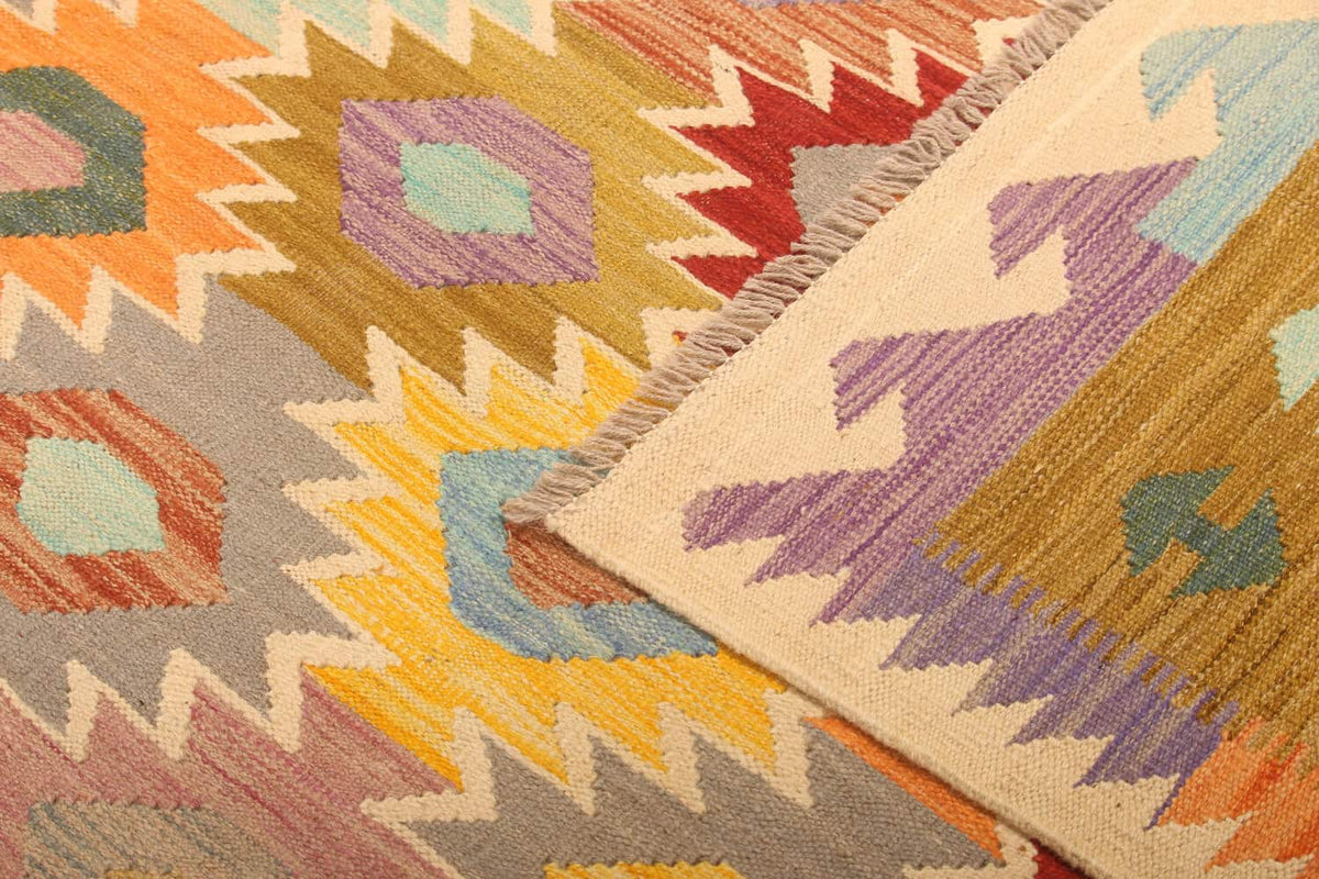 Kilim Rug with Ochre Border, 290 × 196 cm — view 8