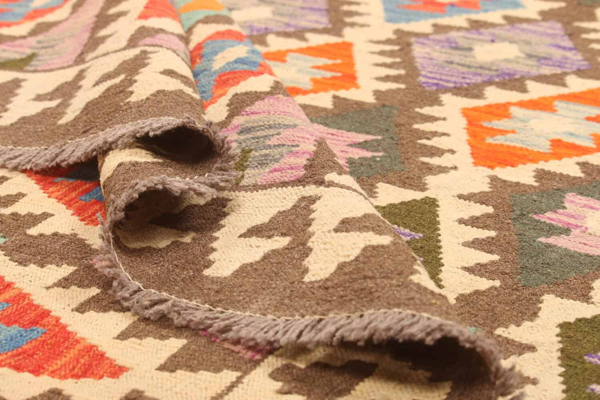 Dark Ground Diamond Kilim Rug, 292 × 211 cm — view 5