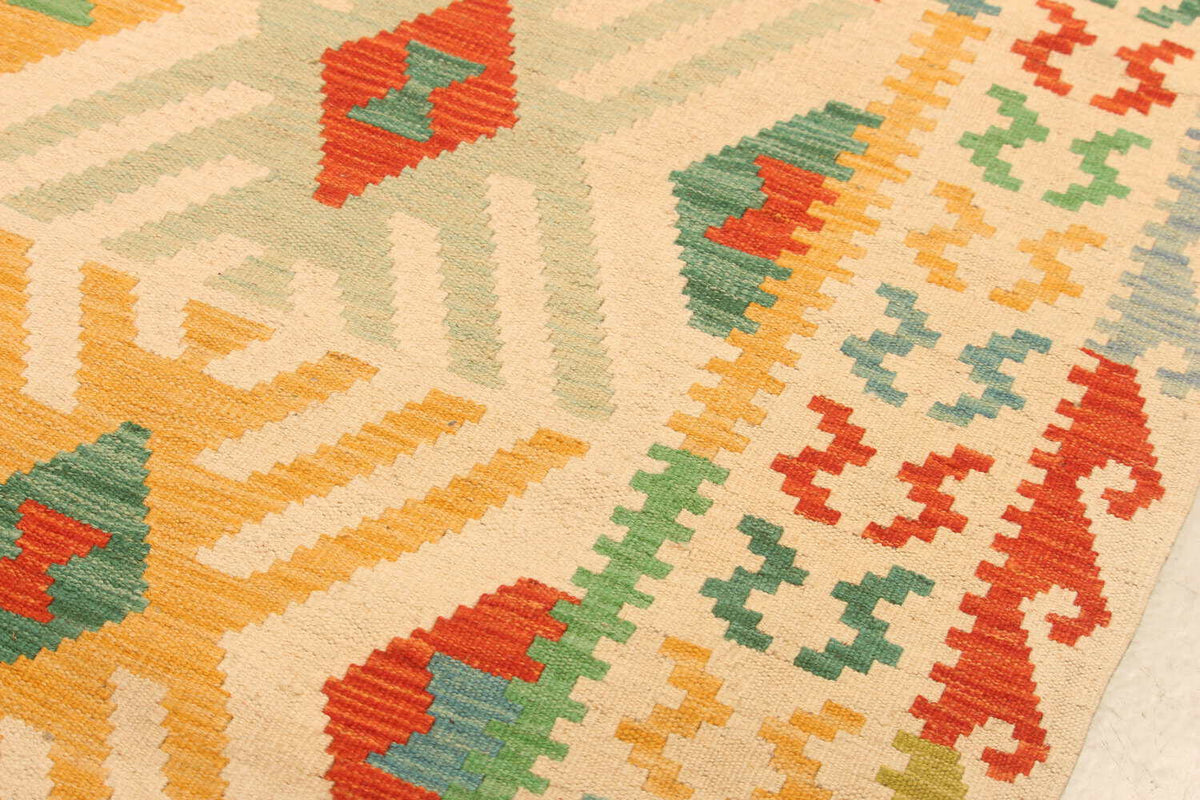 Cream and Green Diamond Kilim Rug, 294 × 206 cm — view 4