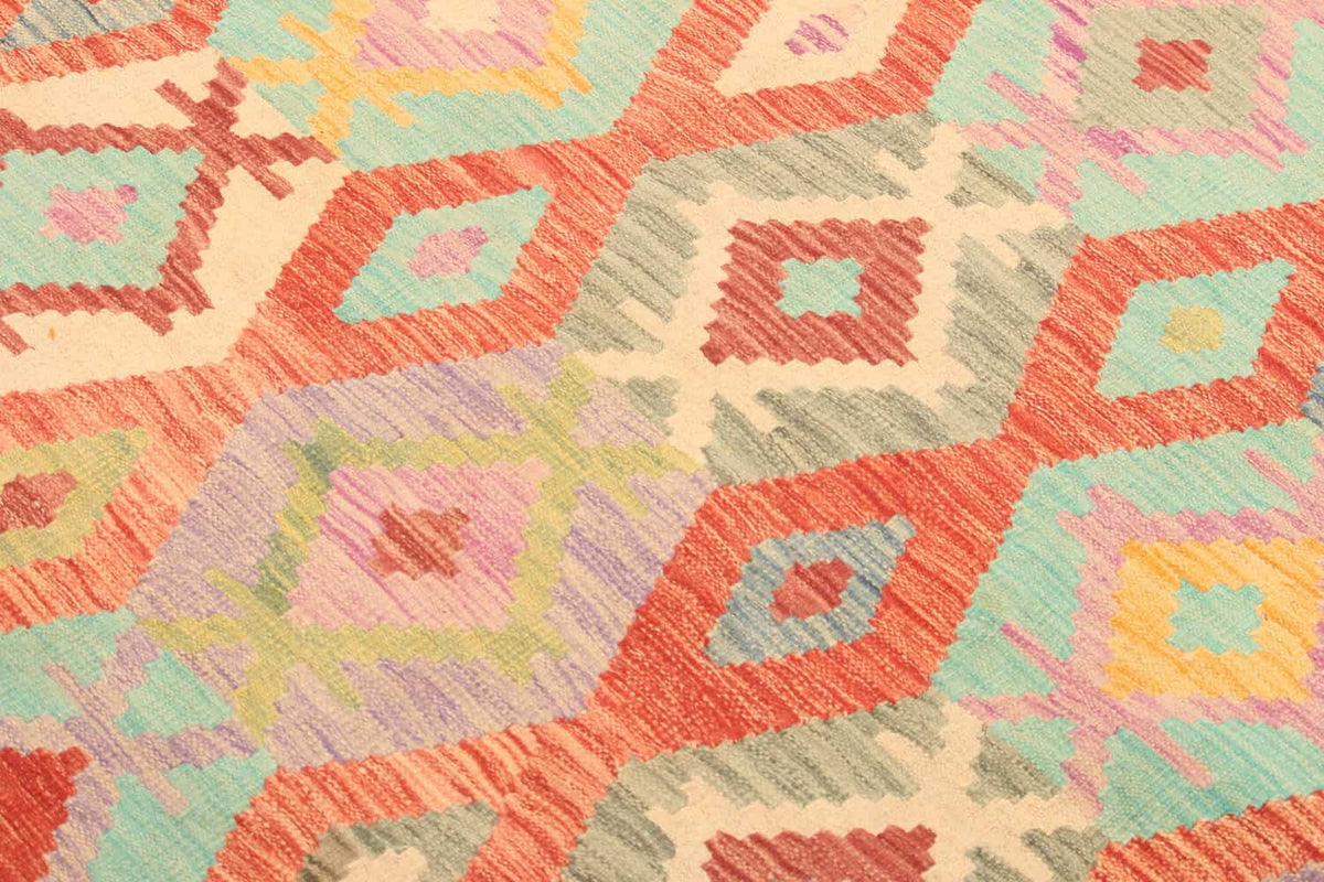 Pink Narrow Diamond Kilim Rug, 295 × 200 cm — view 6