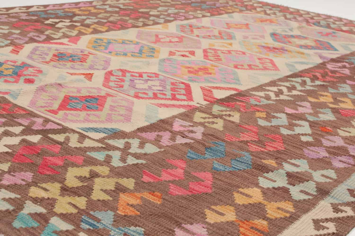 Kilim Rug with Red Border and Light Center, 296 × 200 cm — view 2