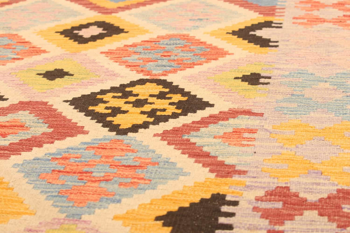 Colorful Diamond Motif Kilim Rug, 297 × 200 cm — view 6