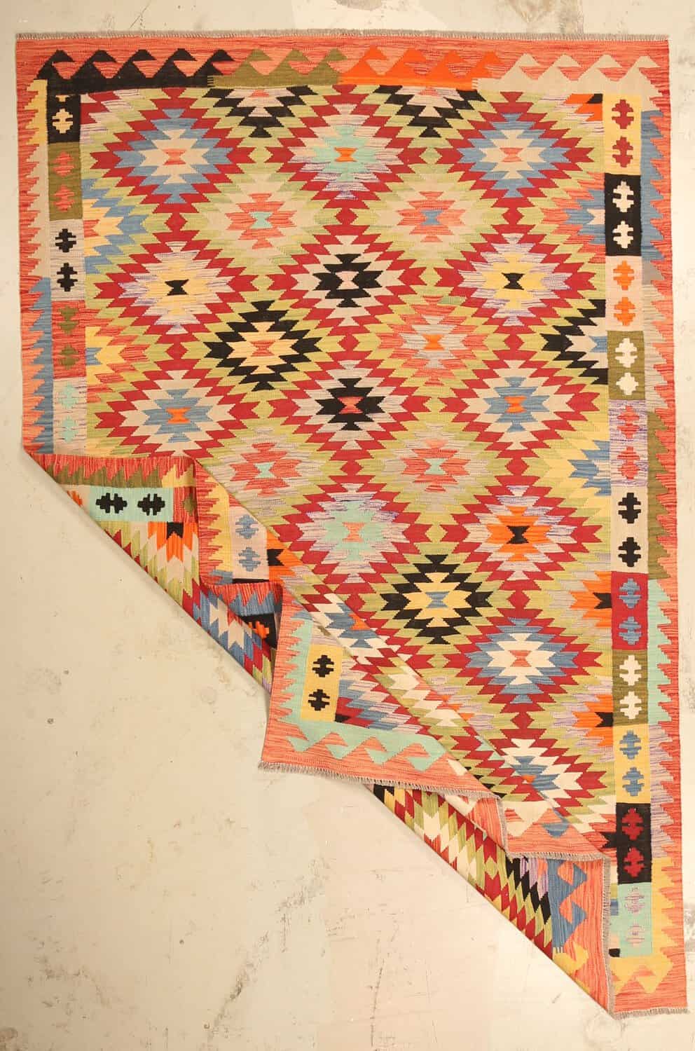 Red Outlined Diamond Kilim Rug, 300 × 195 cm — view 2